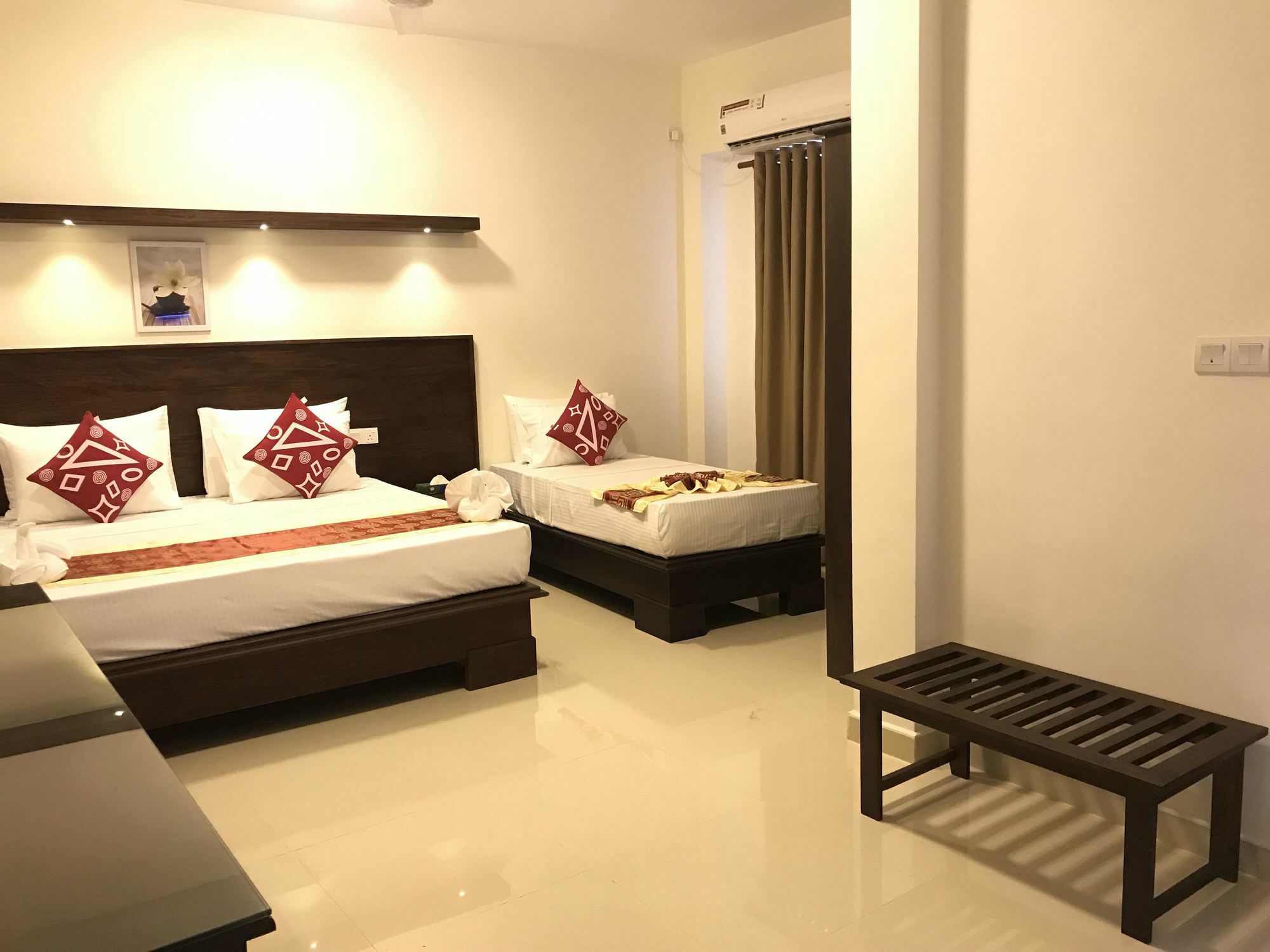 Hotel Nelly Marine